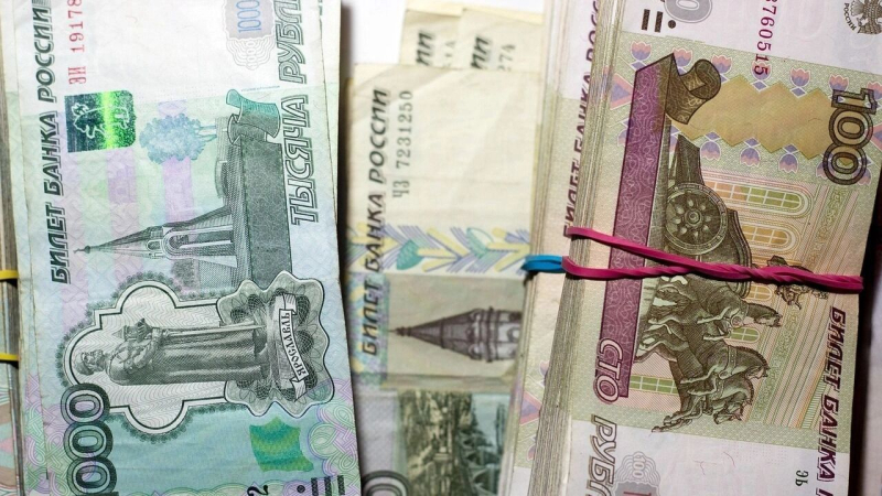 Детские пособия в октябре 2025 года: что и когда ждать