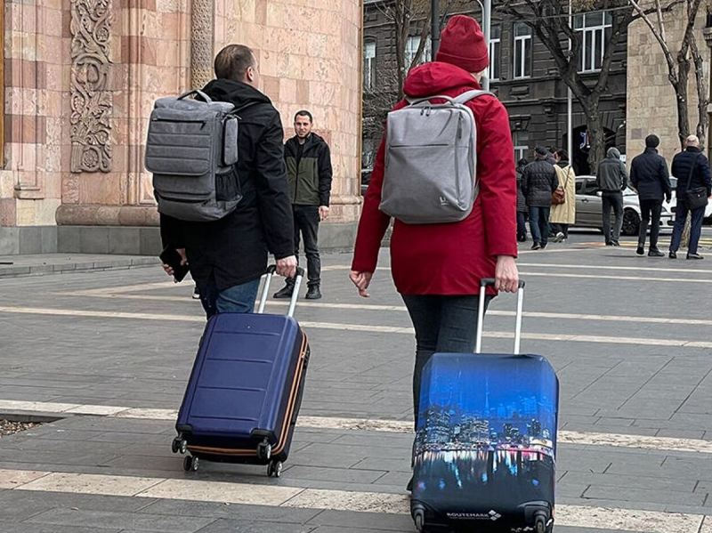 Euractiv: страны ЕС хотят полностью запретить въезд россиянам