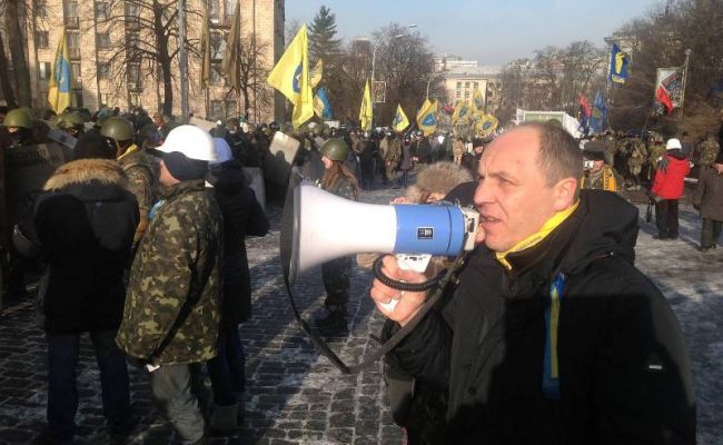 Коменданту Майдана надо было дать Героя «Анти-России», а не Украины — депутат Рады