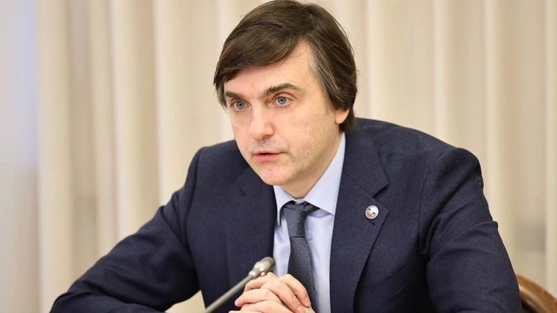 Меньше учеников, больше проблем! Систему образования лихорадит вместе с демографией