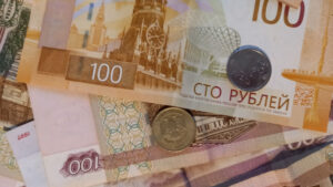 На чем экономят петербуржцы: лайфхаки — простые и с фантазией