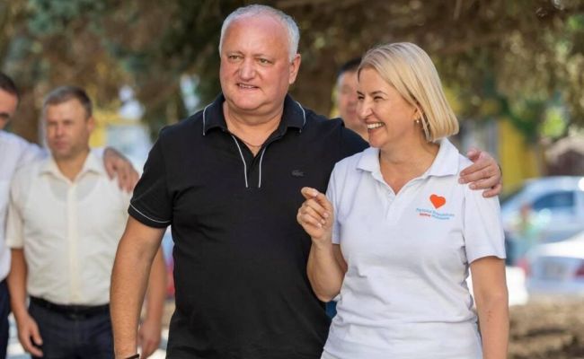 «Она член команды»: Додон обещал Влах портфель в новом правительстве