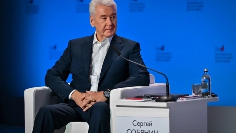 Собянин: ПВО продолжают отражать атаки вражеских БПЛА, летевших на Москву