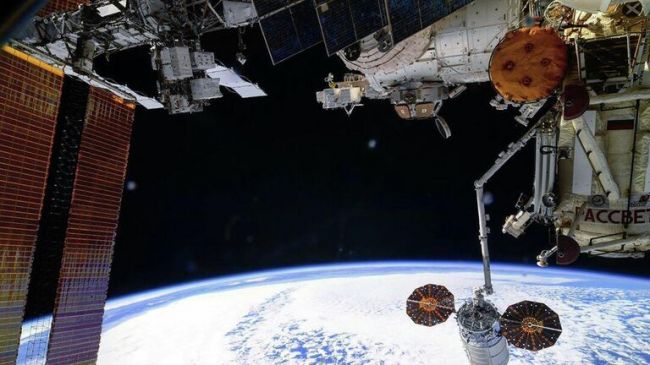 США отправили космический грузовик к МКС