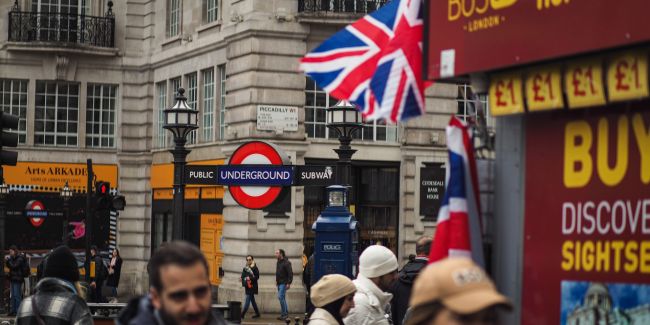 В Великобритании навсегда запретят курить тем, кто родился после 1 января 2009 года