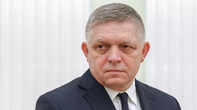 Фицо выступил с экстренным предложением по Украине ради мира Фицо выступил с экстренным предложением по Украине ради мира