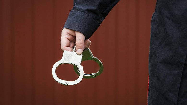В Петербурге задержали мужчину после нападения на девушку с кислотой В Петербурге задержали мужчину после нападения на девушку с кислотой