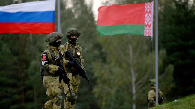 В Кремле заявили, что учения ядерных сил России и Белоруссии «являются сигналом» В Кремле заявили, что учения ядерных сил России и Белоруссии «являются сигналом»