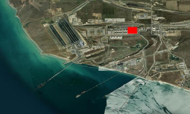 ВСУ снова бьют по нефти и газу России: обломки упали в Астрахани и на Тамани